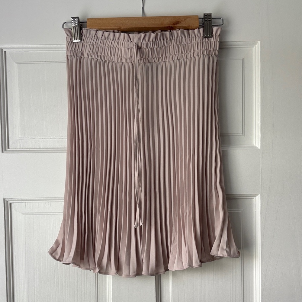 H&M Dusty Rose Pleated Skirt with Drawstring Waist